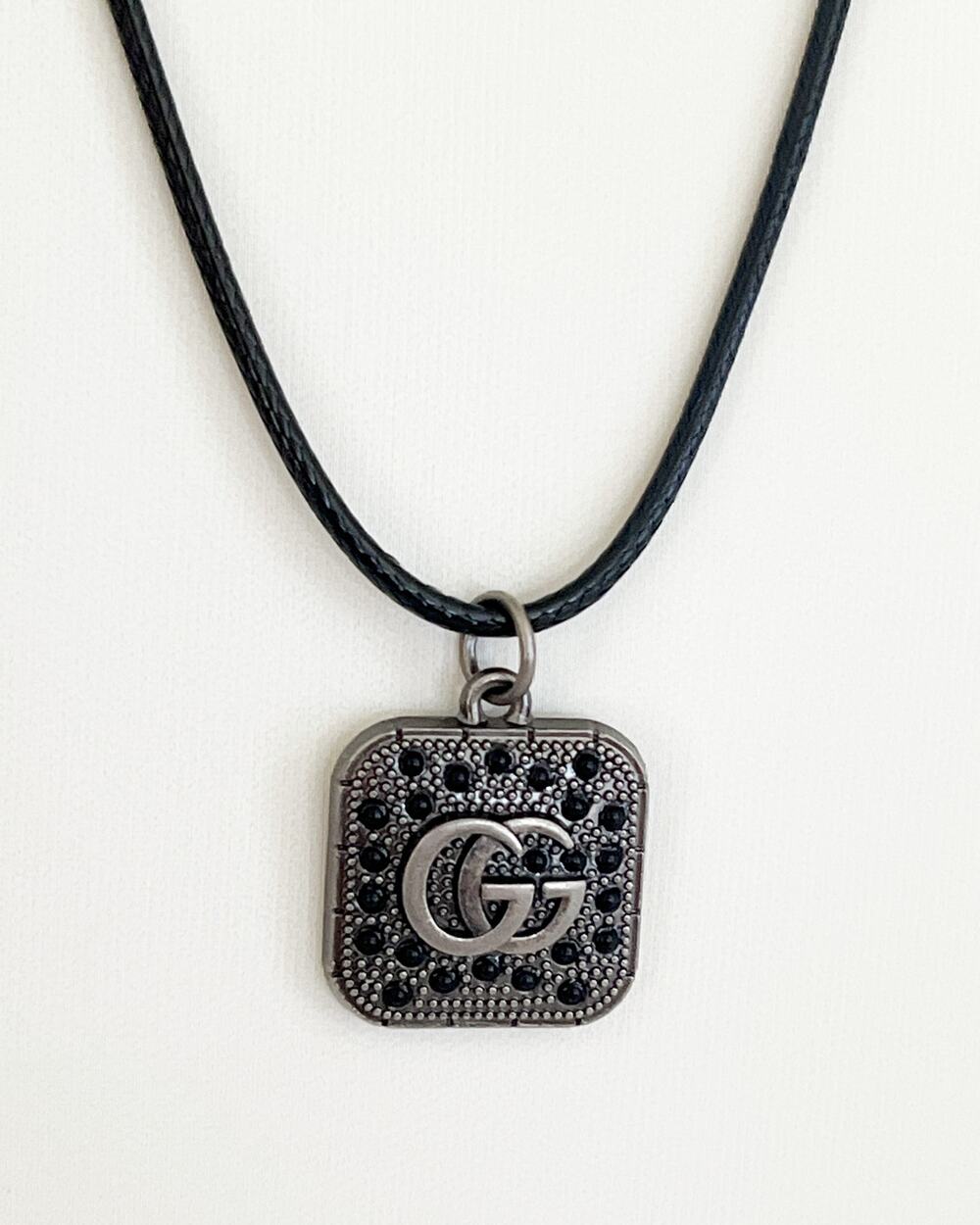 GUCCI GG Neckace Square Pendant Zipper Pull Charm Logo Black Pavé Vintage